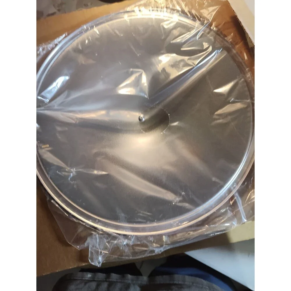 West Bend Six Quart Electric Walk 79525 X (1080)